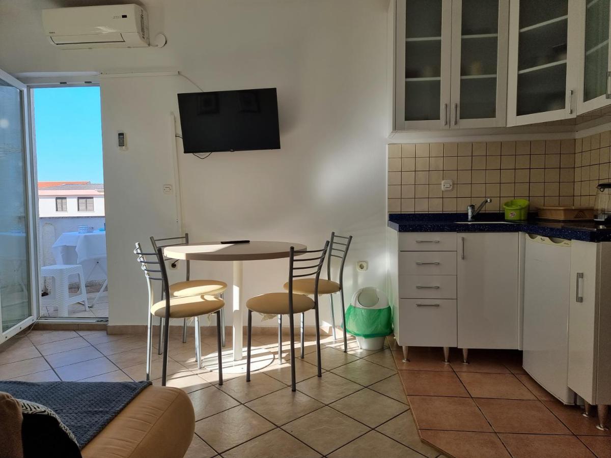 Apartment Aqua Near The City Beach 诺瓦利娅 客房 照片