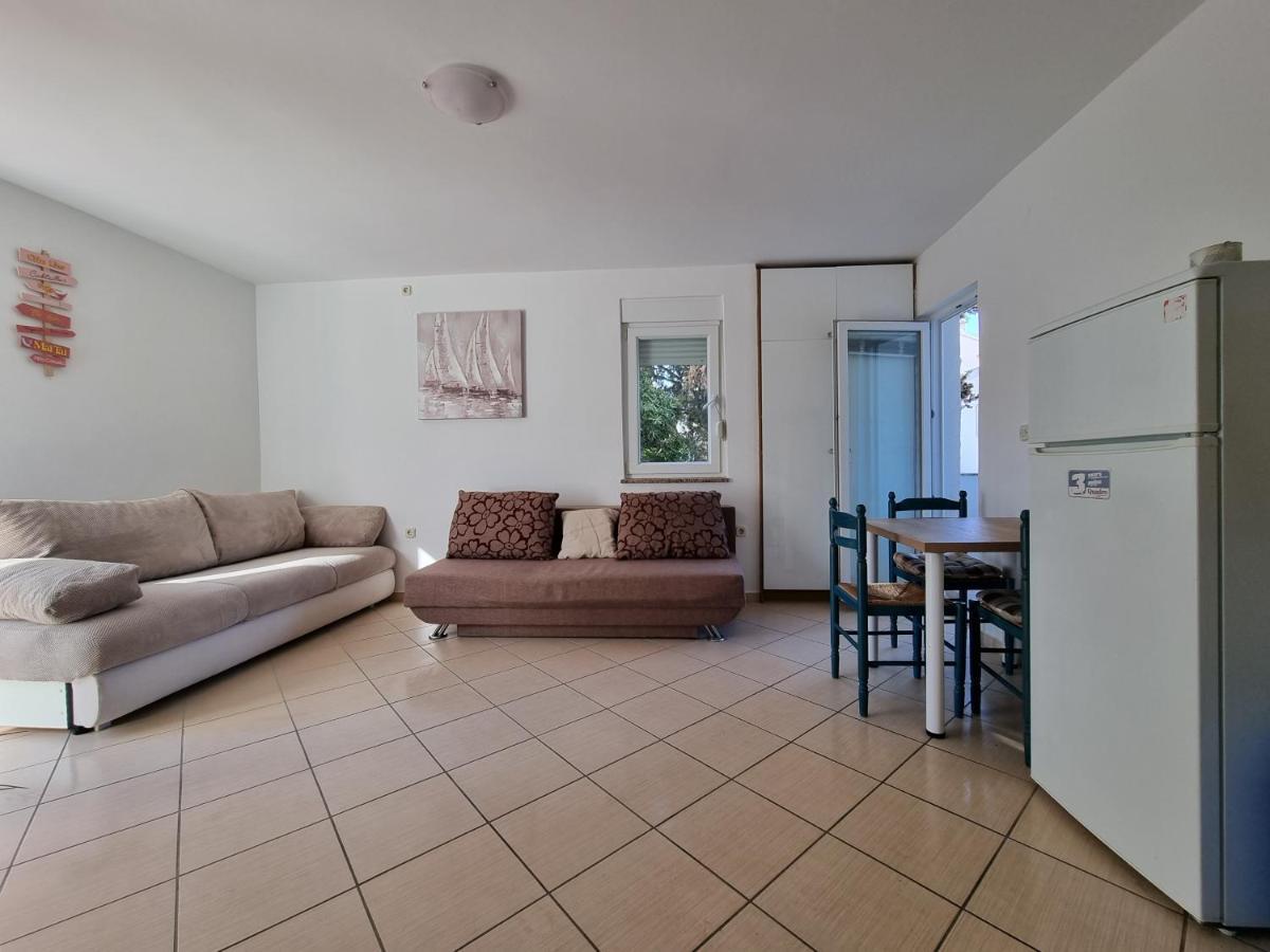 Apartment Aqua Near The City Beach 诺瓦利娅 外观 照片