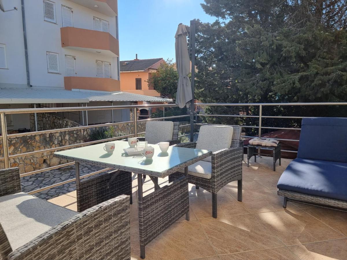 Apartment Aqua Near The City Beach 诺瓦利娅 外观 照片