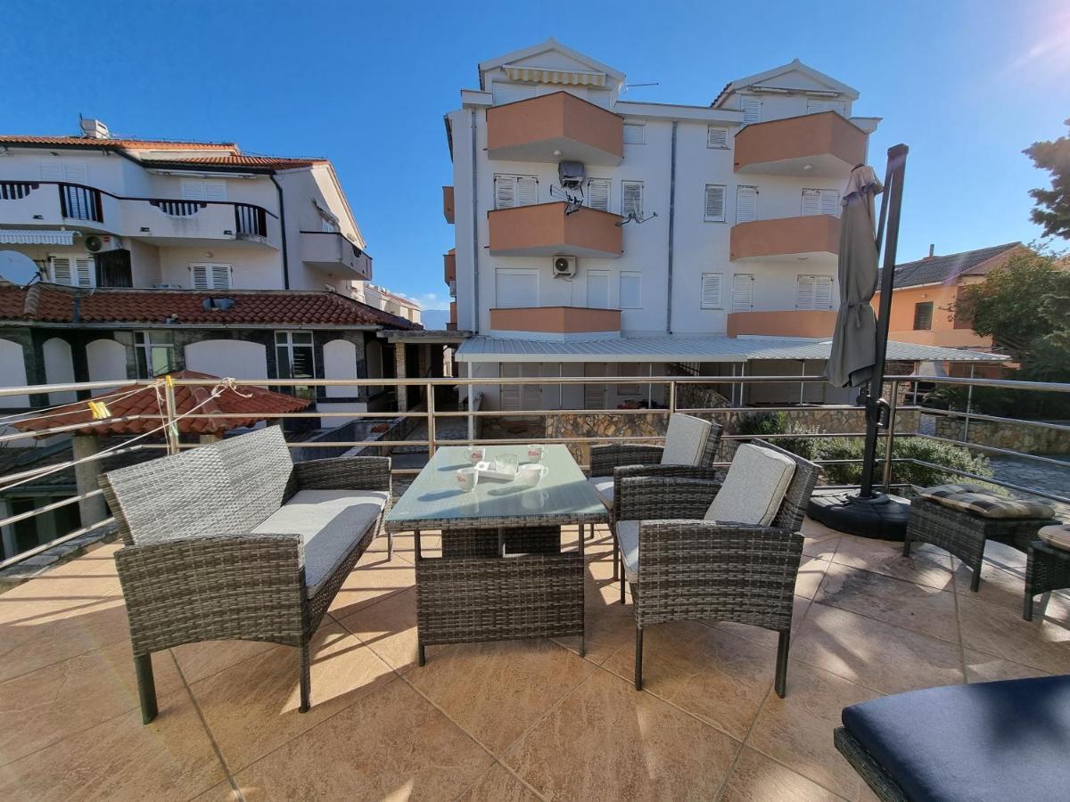 Apartment Aqua Near The City Beach 诺瓦利娅 外观 照片