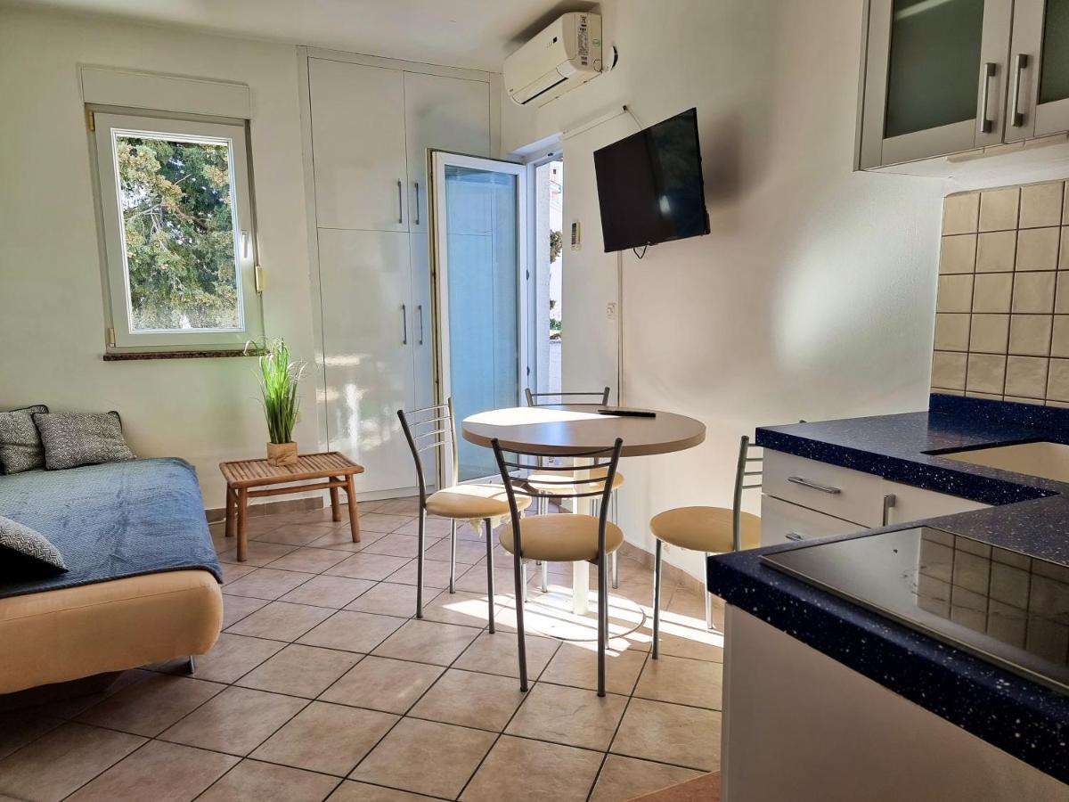 Apartment Aqua Near The City Beach 诺瓦利娅 外观 照片