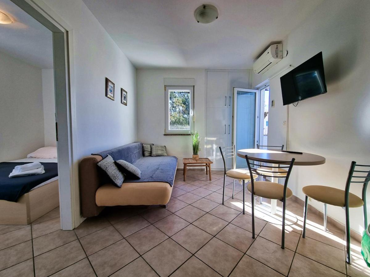 Apartment Aqua Near The City Beach 诺瓦利娅 外观 照片